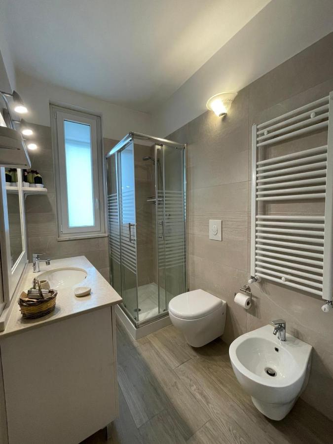 Macchia di Monte Il Vecchio Carrubo - Villa Con Piscina A Sfioro מראה חיצוני תמונה